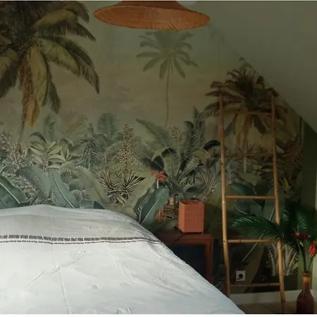 A Querqueville Homestay *